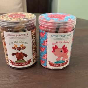 Scentsy Buddy Clip Duo - Festive Reindeer and Playful Axolotl